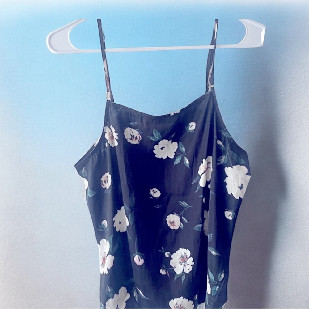 Kendall & Kylie Multicolored Sleeveless Camisole Top